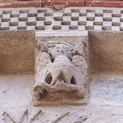Le Héron perce l'oreille de la Chouette